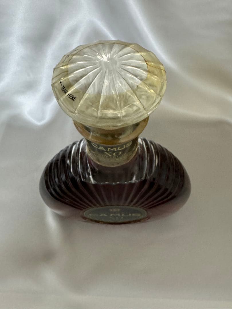 カミュ　XO 700ml 40度