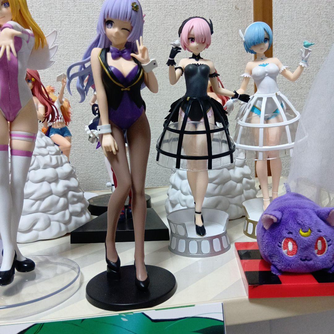 リゼロ美少女フィギュアワンピースウマ娘マクロス他アニメノンジャンルまとめ売り大量
