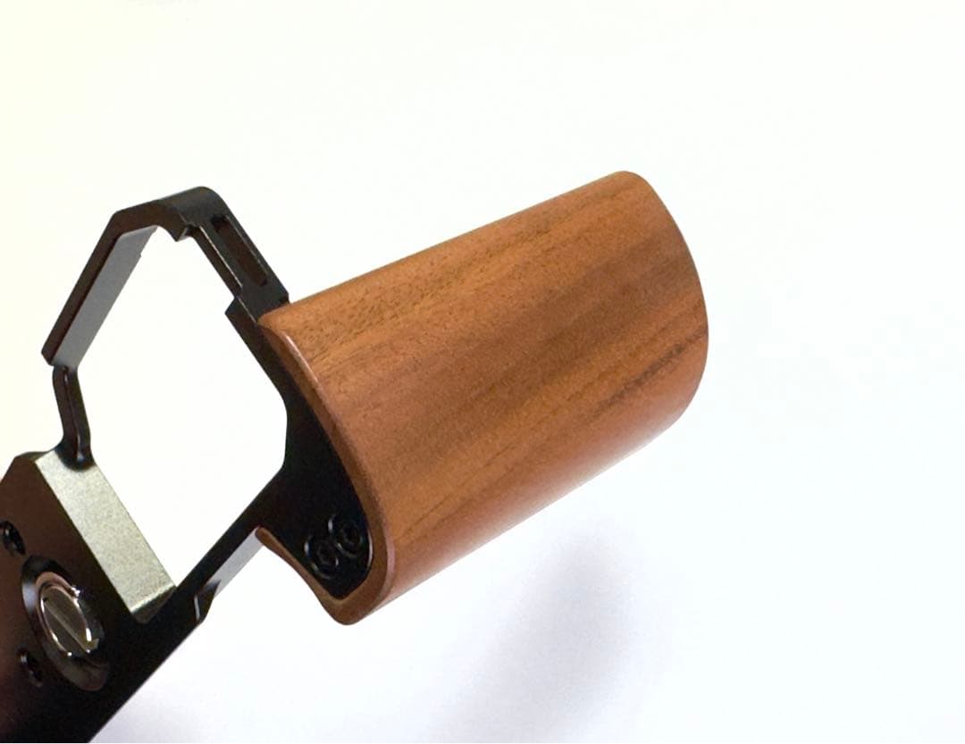 新品 Nikon ニコン ZF zf用ハンドグリップ