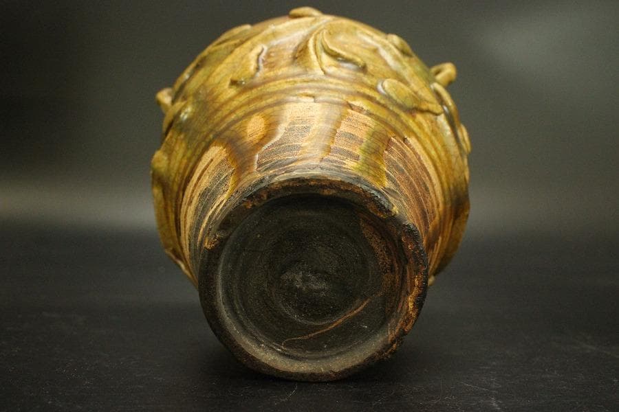 中国美術 緑釉 纏枝蓮花貼 三耳 壷 台付(A890)