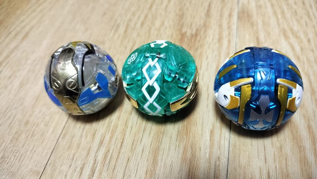 爆丸 爆テク 聖龍ウルトラハイブリッドセット BAKUGAN バクガン 希少品