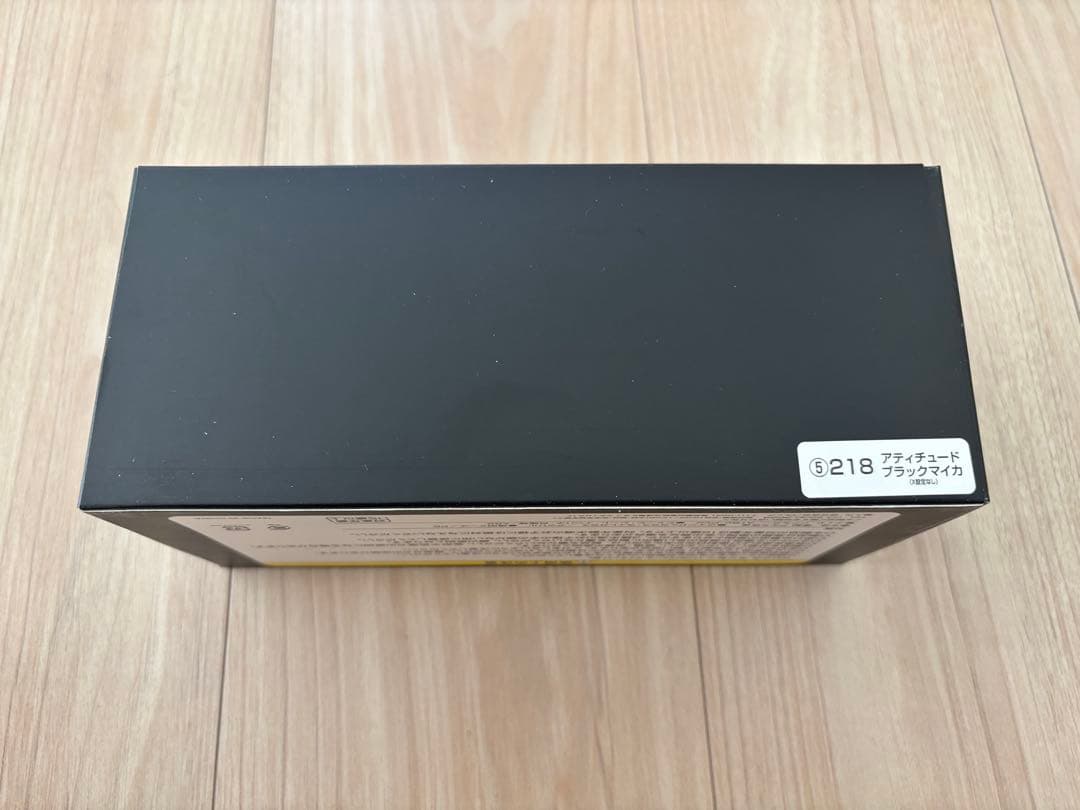 トヨタ プリウス90系1／30色見本 218 アティチュードブラックマイカ