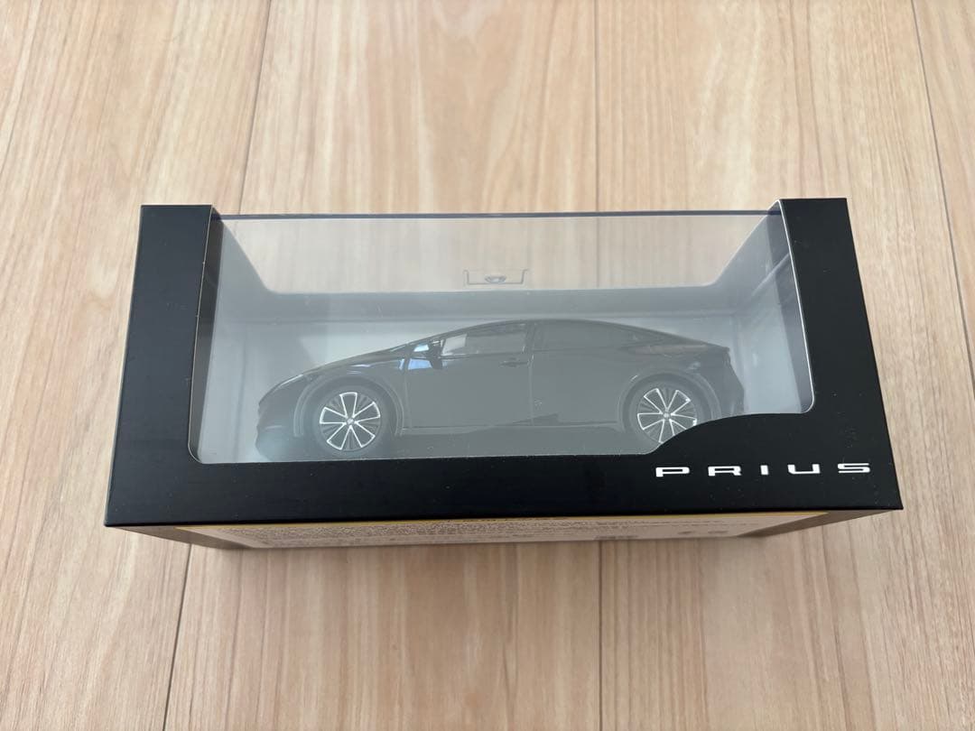 トヨタ プリウス90系1／30色見本 218 アティチュードブラックマイカ