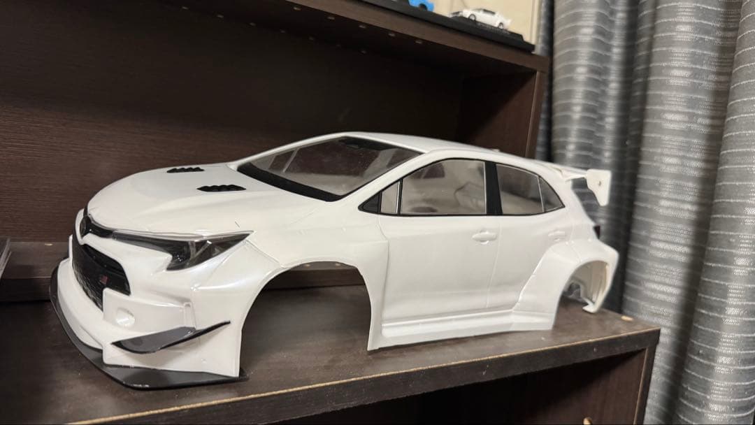 アディクション GRカローラ ボディ