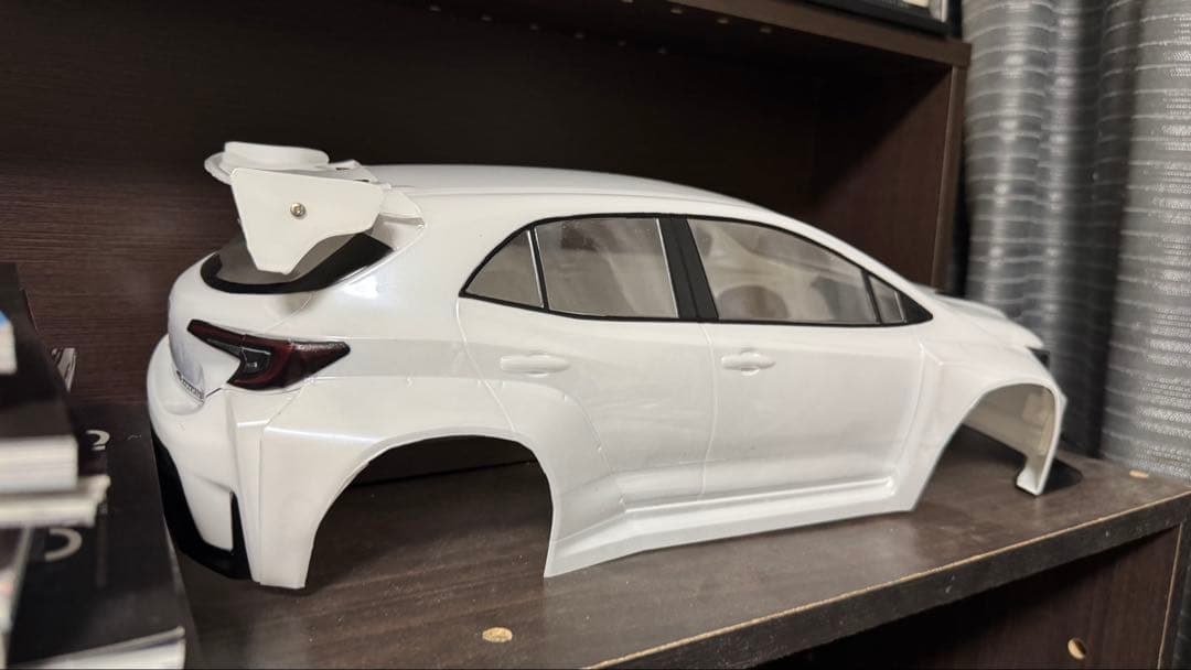 アディクション GRカローラ ボディ