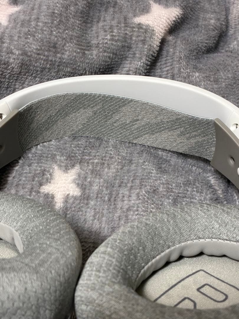 SteelSeries ゲーミングヘッドセットArctis Nova 1ホワイト