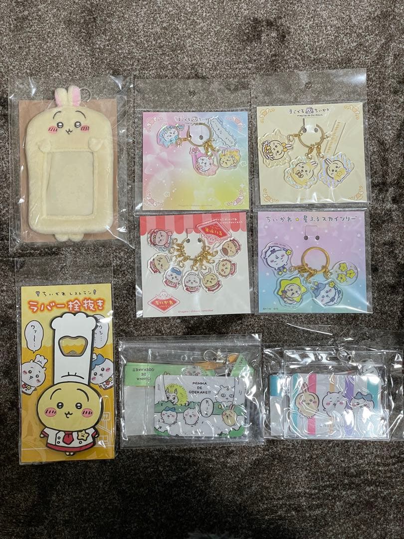 ちいかわヒロアカ缶バッジ　ちいかわゆうえんち