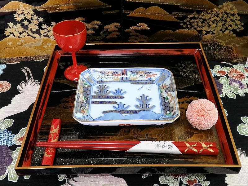 大聖寺伊万里　金襴手　亀甲紋に松竹梅　若松の図　長皿　E375AS-COw