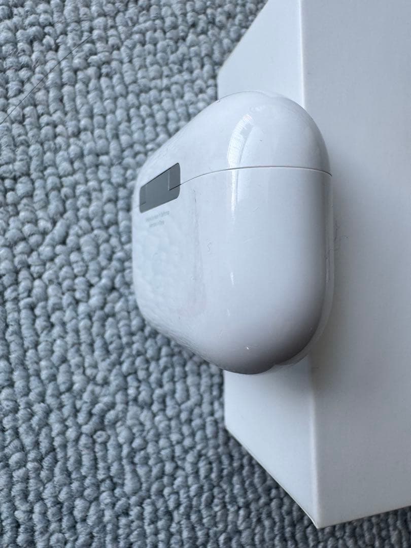 Apple AirPods pro 第2世代【Lightning】