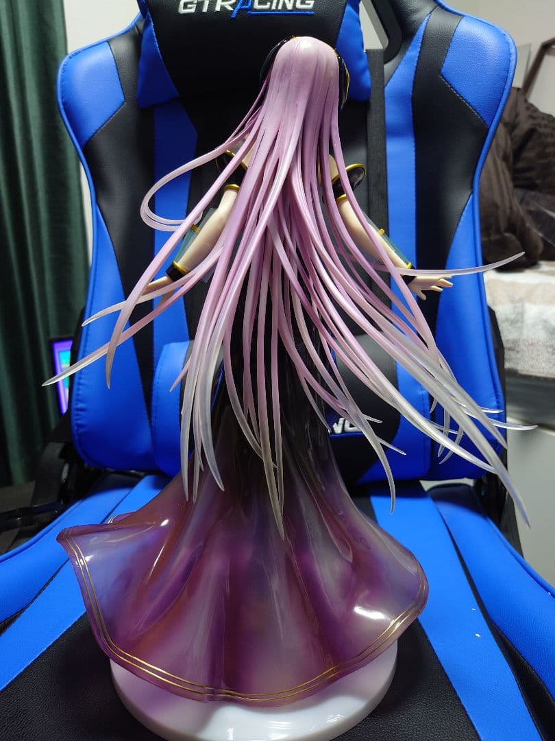 FREEing キャラクター・ボーカル・シリーズ 巡音ルカ V4X 1/4