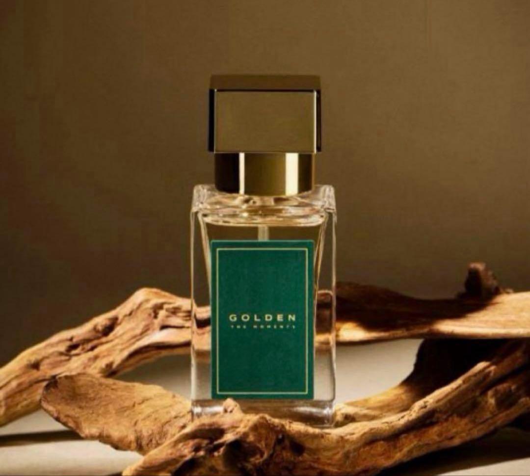 BTS ジョングク GOLDEN 香水 フォトカード 韓国 展示会