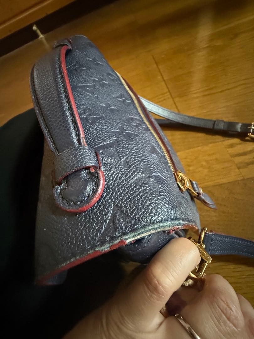LOUIS VUITTON ショルダーバッグ　ルイヴィトン　メティス