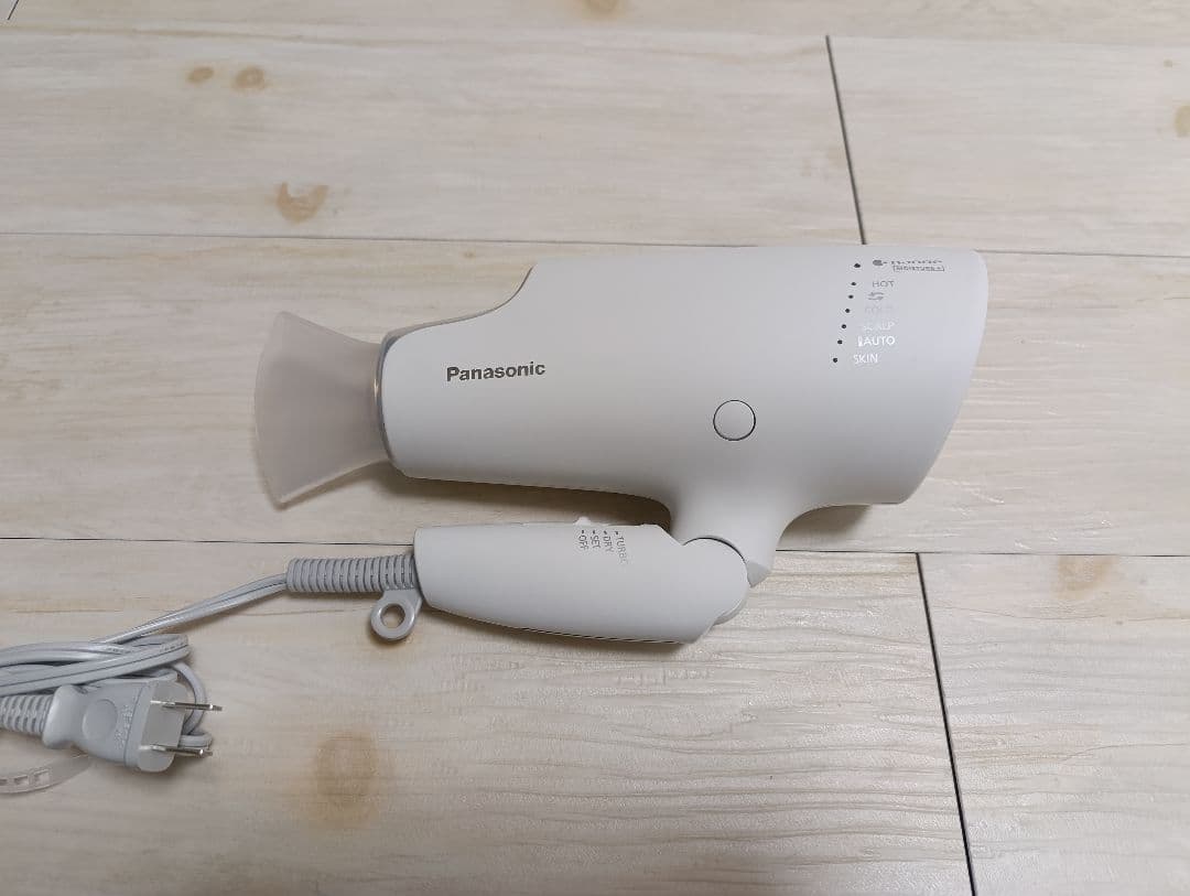 パナソニック ナノケア Panasonic EH-NA0G 23年製 WH