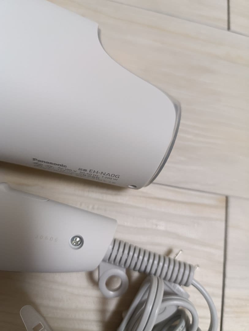 パナソニック ナノケア Panasonic EH-NA0G 23年製 WH