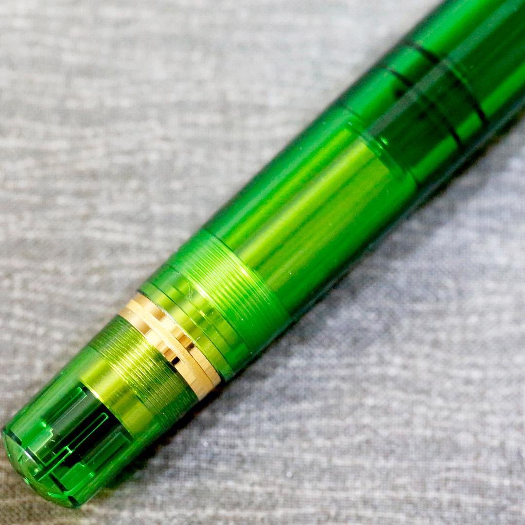 【限定品】ペリカン 万年筆 Ｍ８００ デモンストレーター グリーン