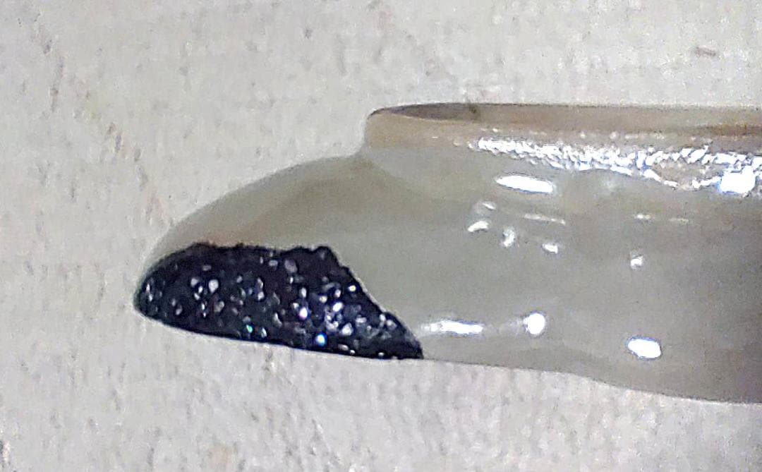 Edo/江戸初期～金継ぎ御深井焼 ～本漆・螺鈿入り葉形向付皿（青磁調釉薬＋貫入）