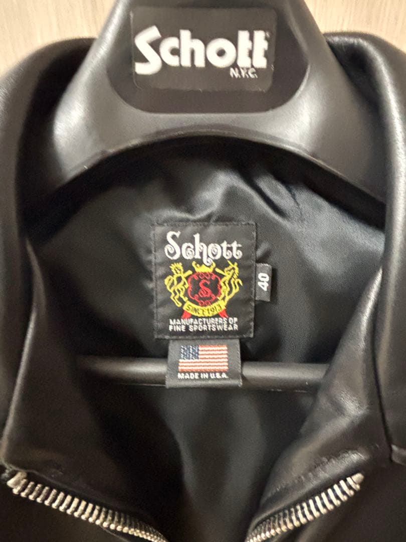 【値下げ】Schott 黒レザーシングルライダース 40
