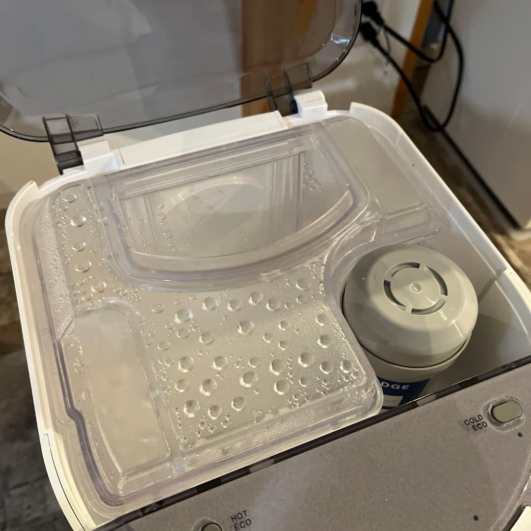 エブリフレシャス⭐︎ミニ⭐︎ウォーターサーバー