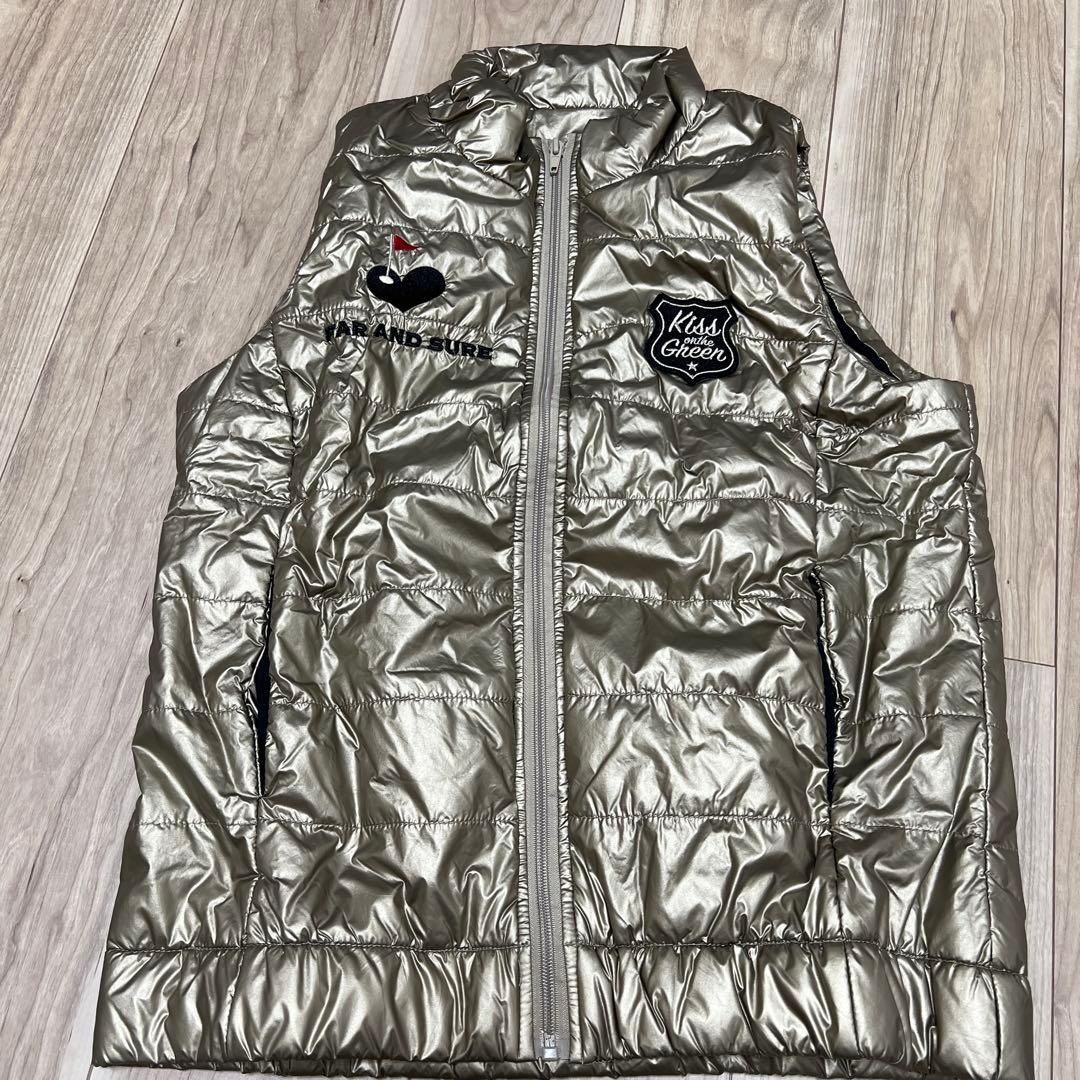【新品未使用】KISS ON THE GREENセットアップ　ゴールド