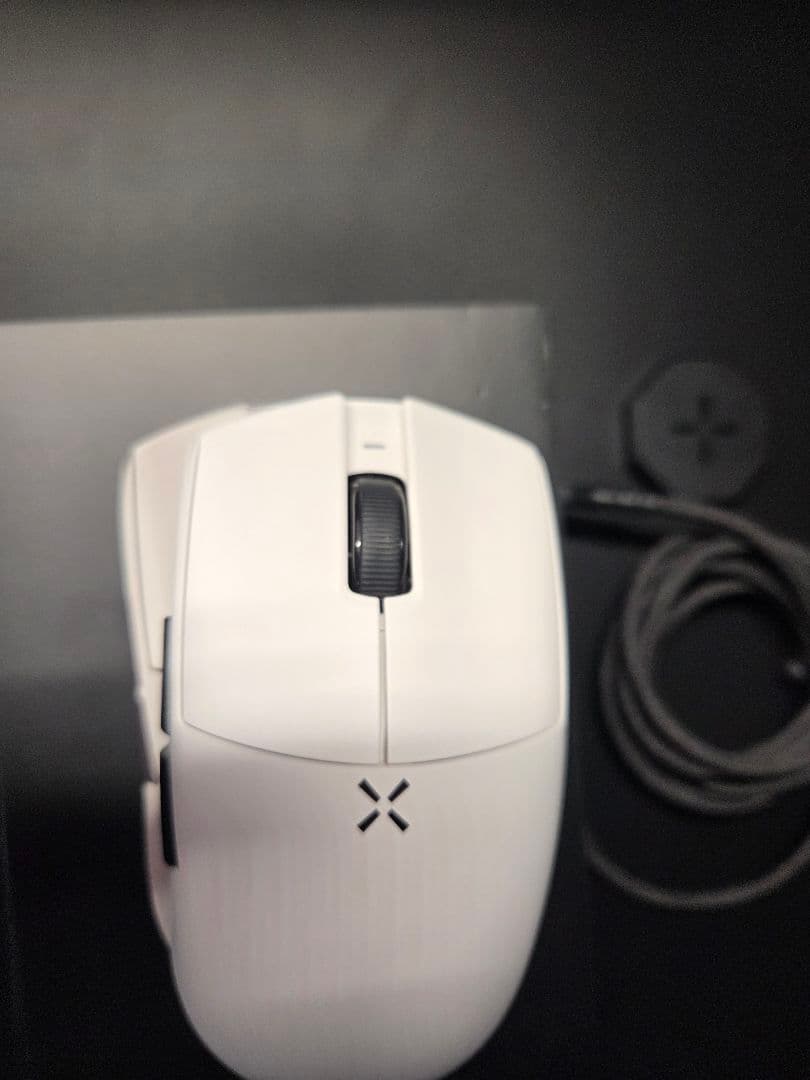 HITSCAN hyperlight white　ゲーミングマウス