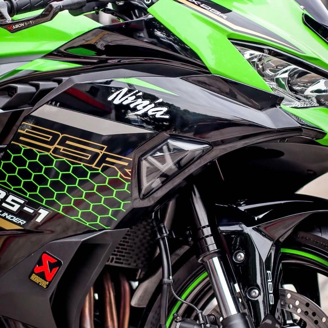 【新品】ZX6R ZX25R ニンジャ JPA フロントウインカー ホワイト