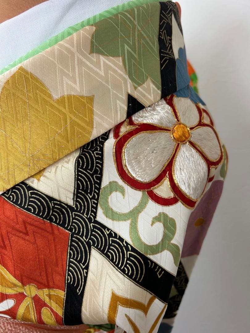 美品　正絹振袖フルセット　古典柄　豪華　金刺繍　金彩