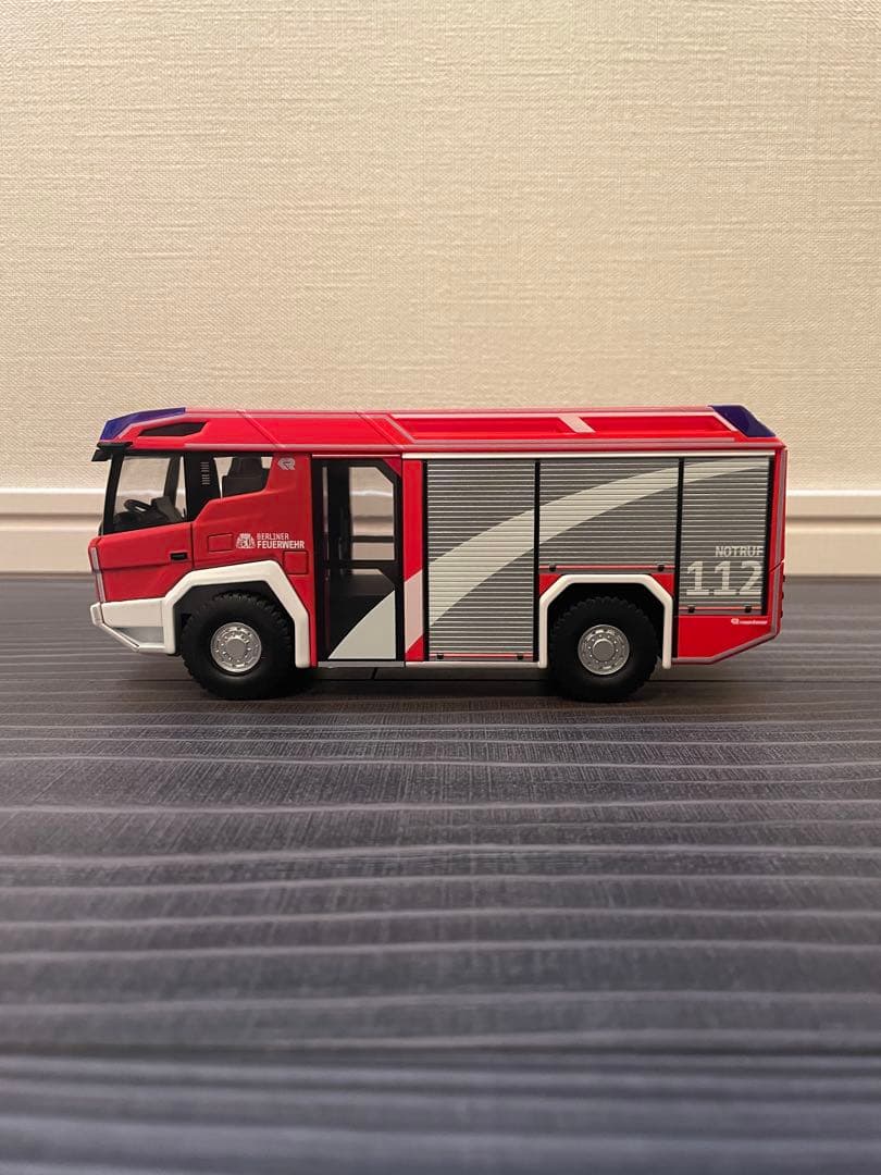 ローゼンバウアー消防車ミニカー