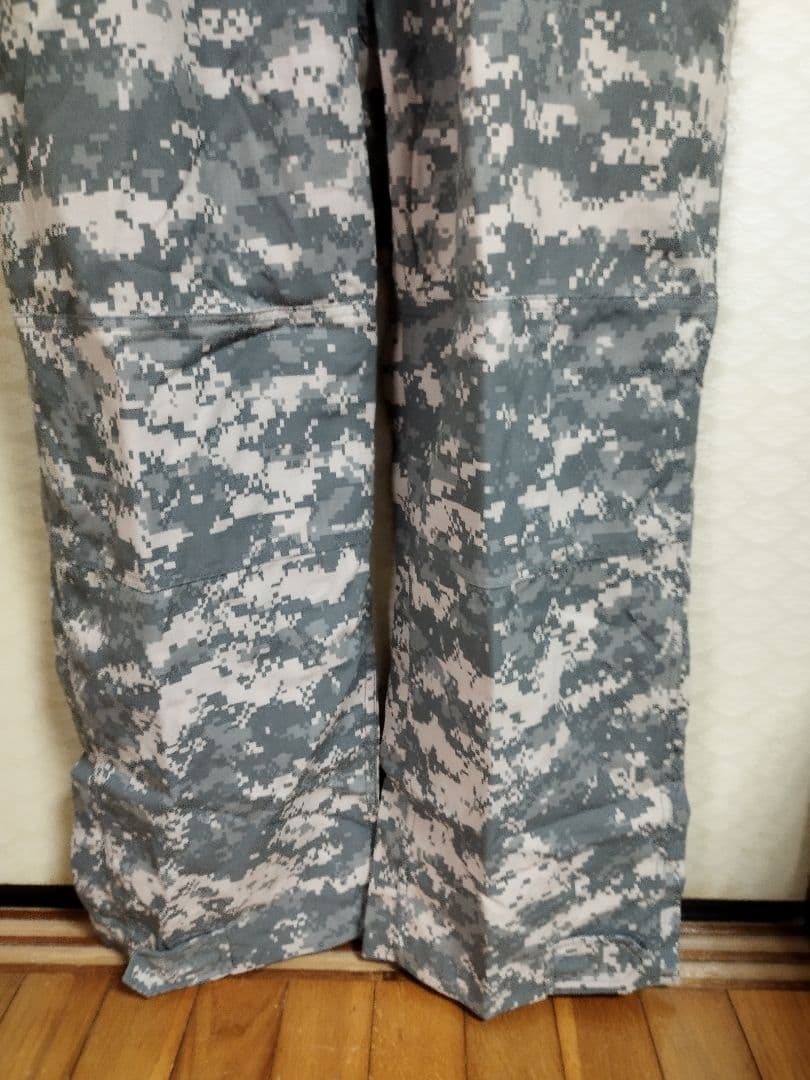 (4998)米軍実物　ＡＲＭＹメカニックスカバーオール　新品未使用　レア