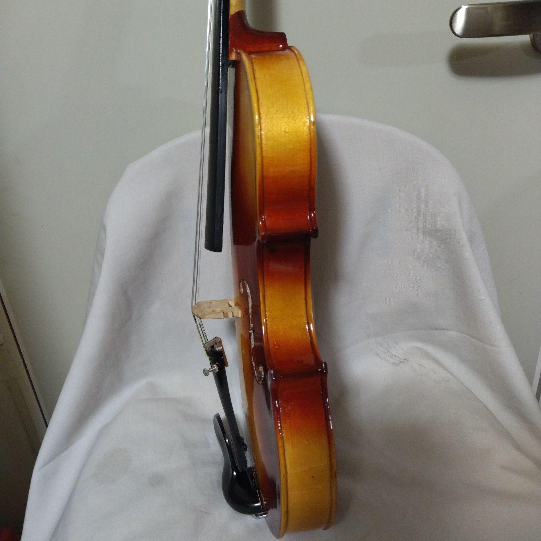 ♥特価♥未使用新品Bestlerバイオリン4/4♥弓、ケ―ス松脂、ピッチパイプ付