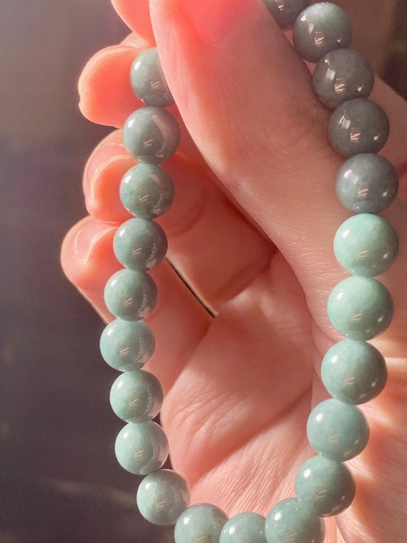 小滝青翡翠　糸魚川本翡翠ブレスレット　ヒスイ　翡翠　ヒーリング　コン沢　ひすい