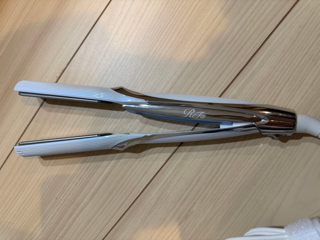 ReFa ストレート アイロン プロ（ホワイト）