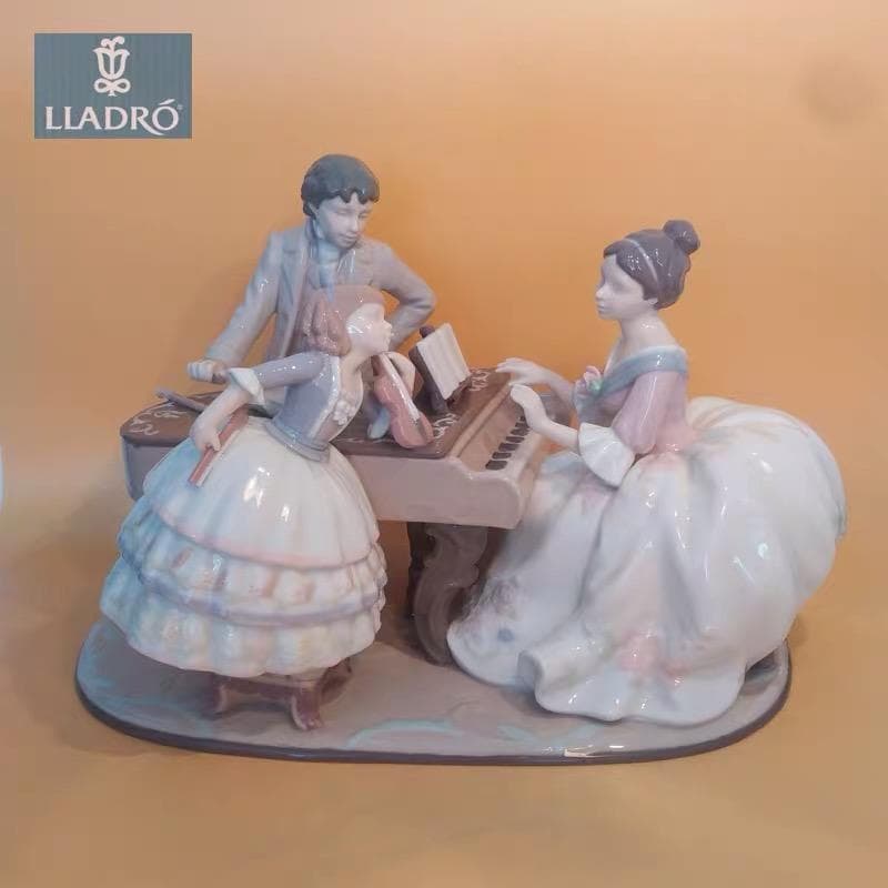 美品 リヤドロ(LLADRO)【鋼琴擺臺 】フィギュリン  陶器 置物