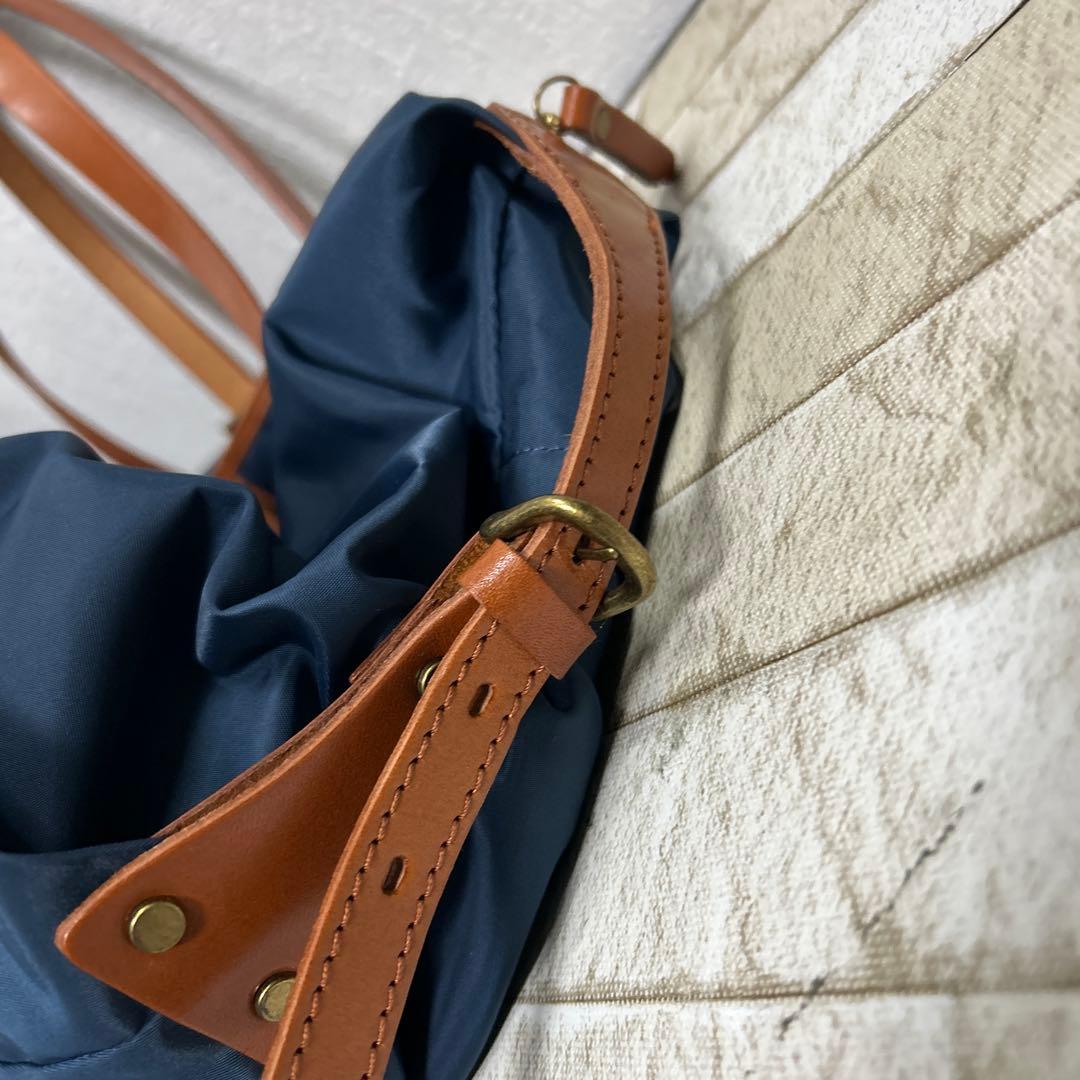 HALEINE アレンヌ　ボストンバッグ　ネイビー部分ヌメ革ユニセックス　美品