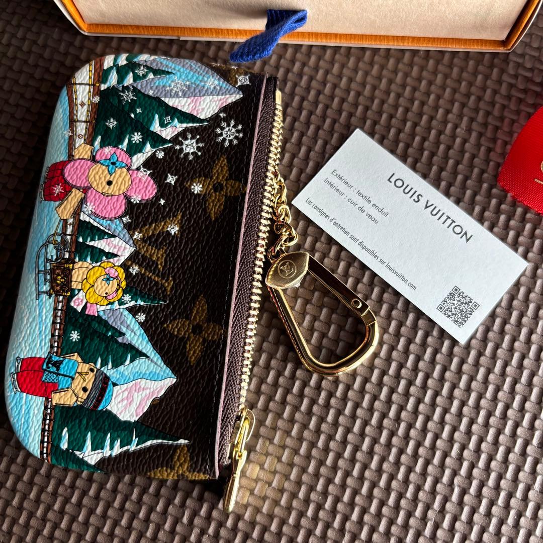 LOUIS VUITTON キーリング付きキーケース　ルイヴィトン　ケース