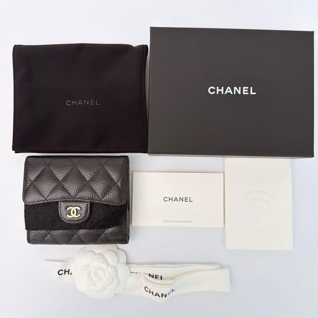 【yukari】シャネル ココマーク マトラッセ 三つ折り財布 コンパク