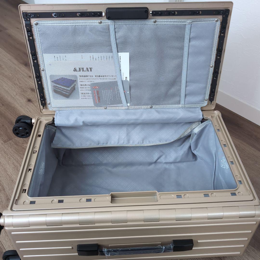 【お値下げ】アンドフラット折りたためるスーツケース