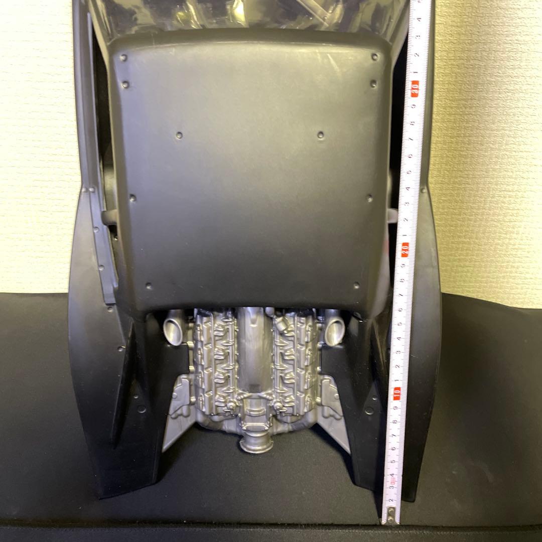 バットマン バットモービル フィギュア