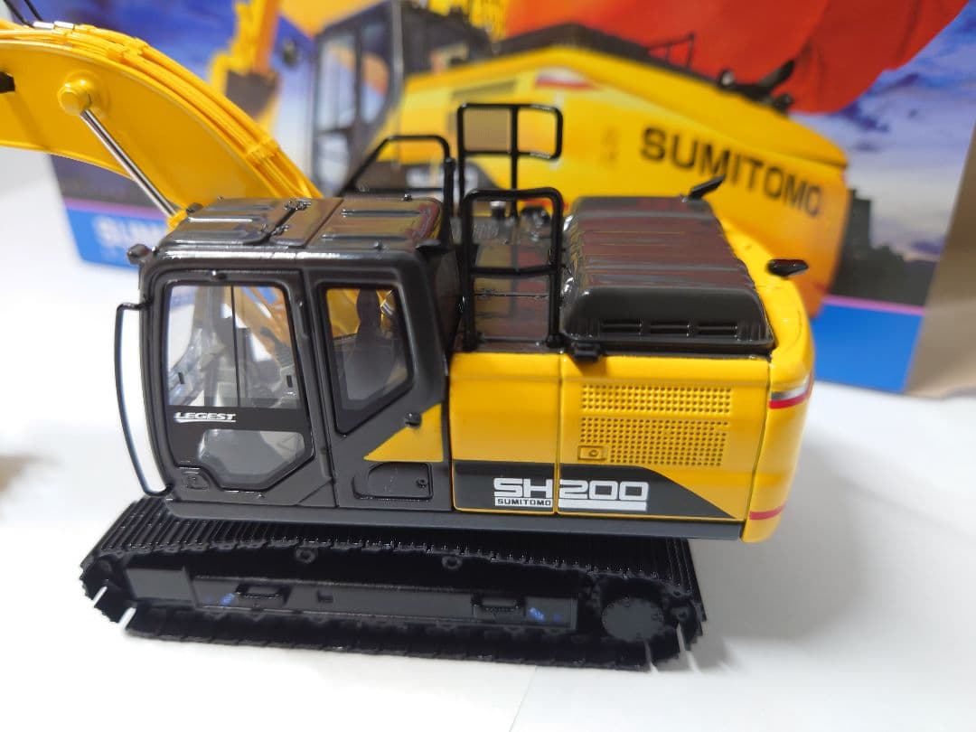 住友建機　SH200-8 1/50