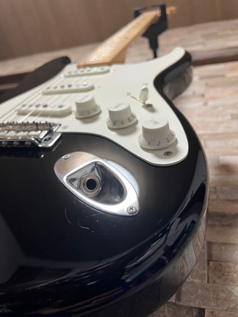 フェンダー　ストラトキャスター　トラディショナル2 50s ブラック　送料込み