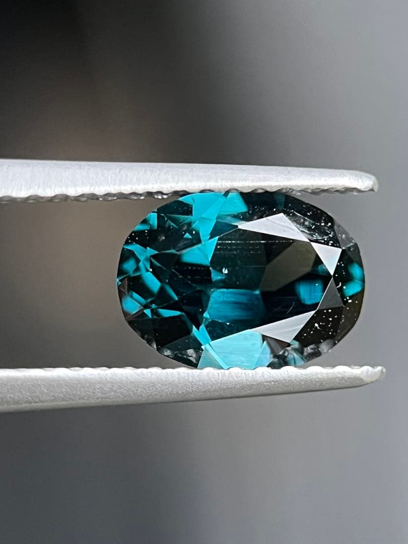 ブルースピネルルース1.3ct天然石,宝石NeonBlue Spinel