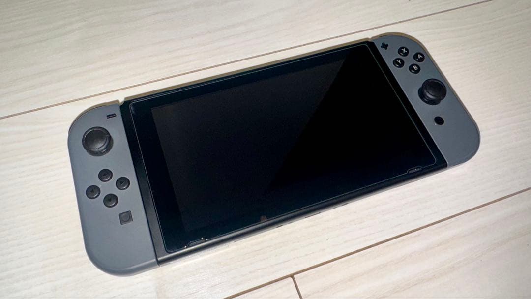 Nintendo Switch 本体 / Joy-Con(LR) グレー