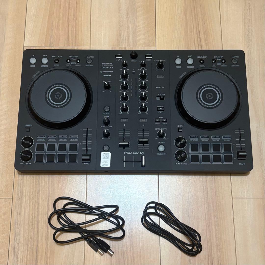 DDJ-FLX4 コントローラー