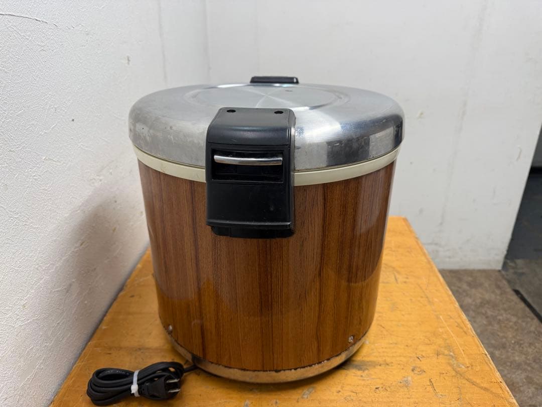 象印マホービン　業務用　保温ジャー　電子ジャー　８.０L　４.４升　飲食店