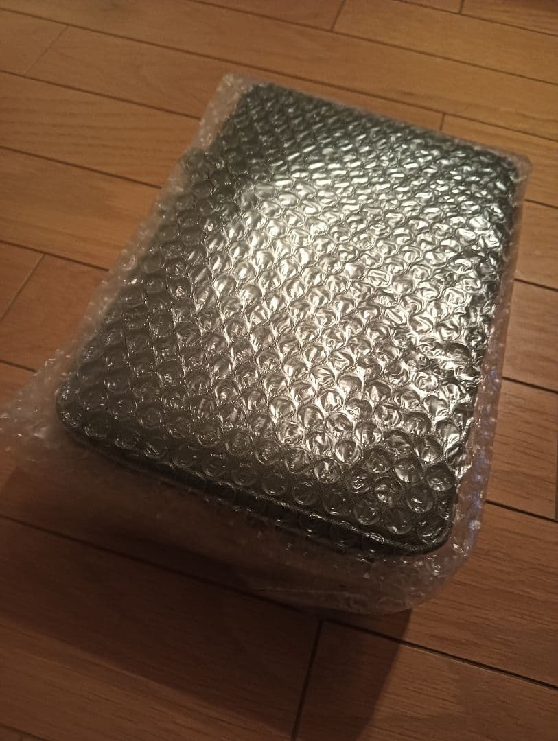 WAVE EYES オリジナルコンタクトケース