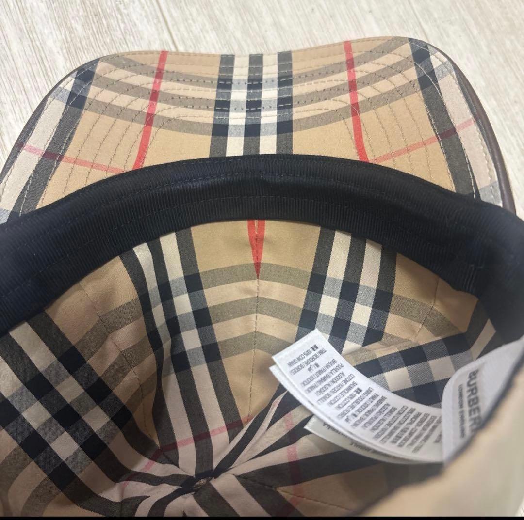 BURBERRY キャップ　ベージュ