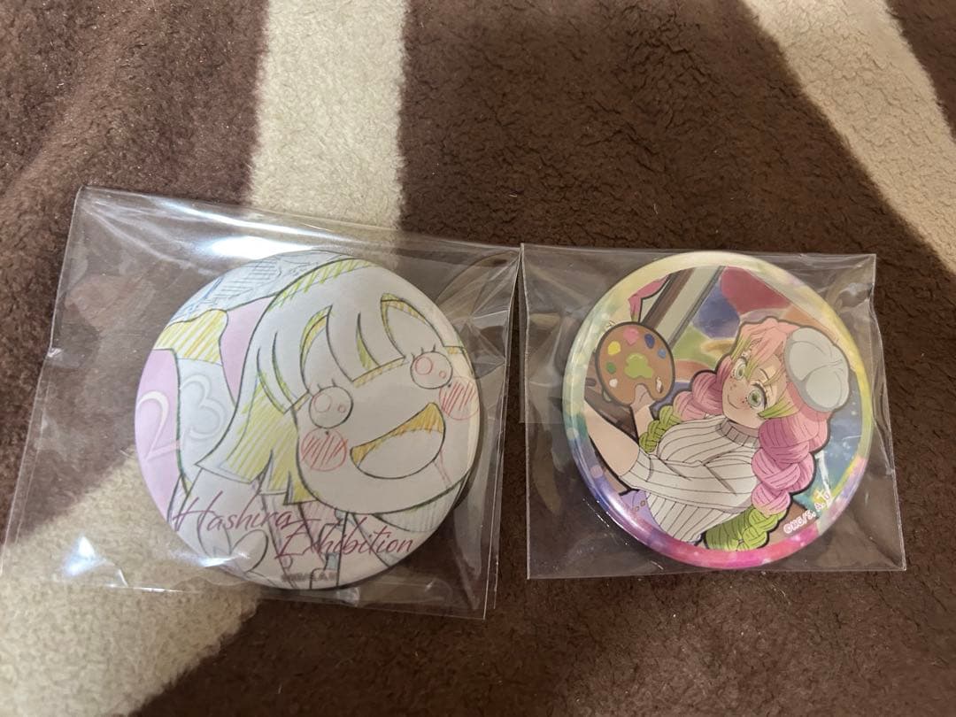 鬼滅の刃 甘露寺蜜璃缶バッジ2種セット