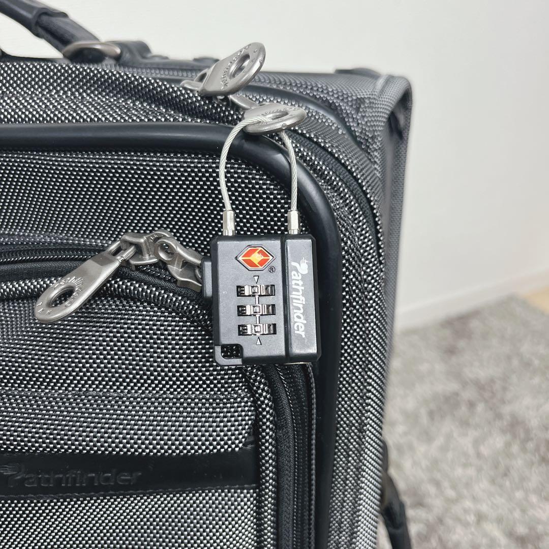 Pathfinder パスファインダー キャリーケース キャリーバッグ 大型