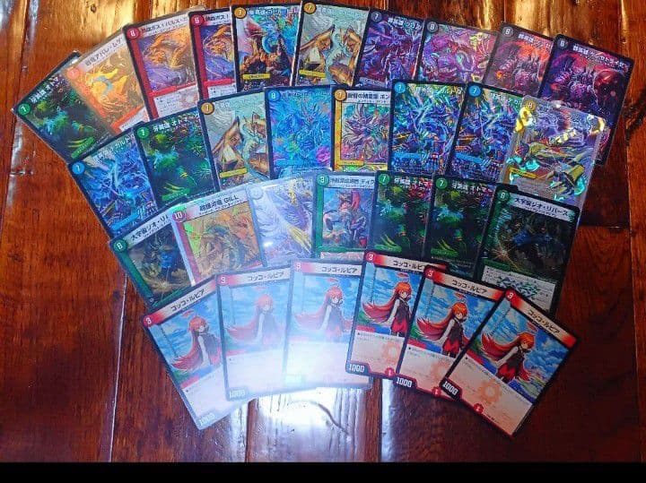 デュエマ　まとめ売り　引退品　大量　2.5㎏　約1500枚　デッキパーツ