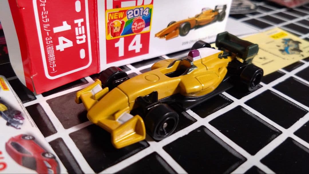 タカラトミー フォーミュラ・ルノー 3.5 1/64