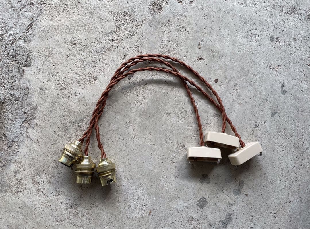 最安値！c-23. 送料無料！フランスアンティーク 3個セット ソケット